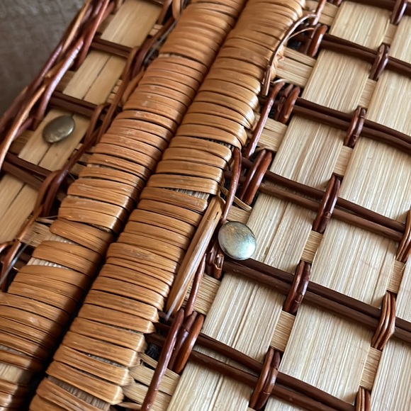 Sweet little Picnic Lunch Basket - Picture 5 of 5